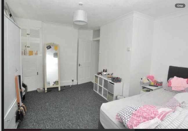 Three very spacious double rooms available Main Photo