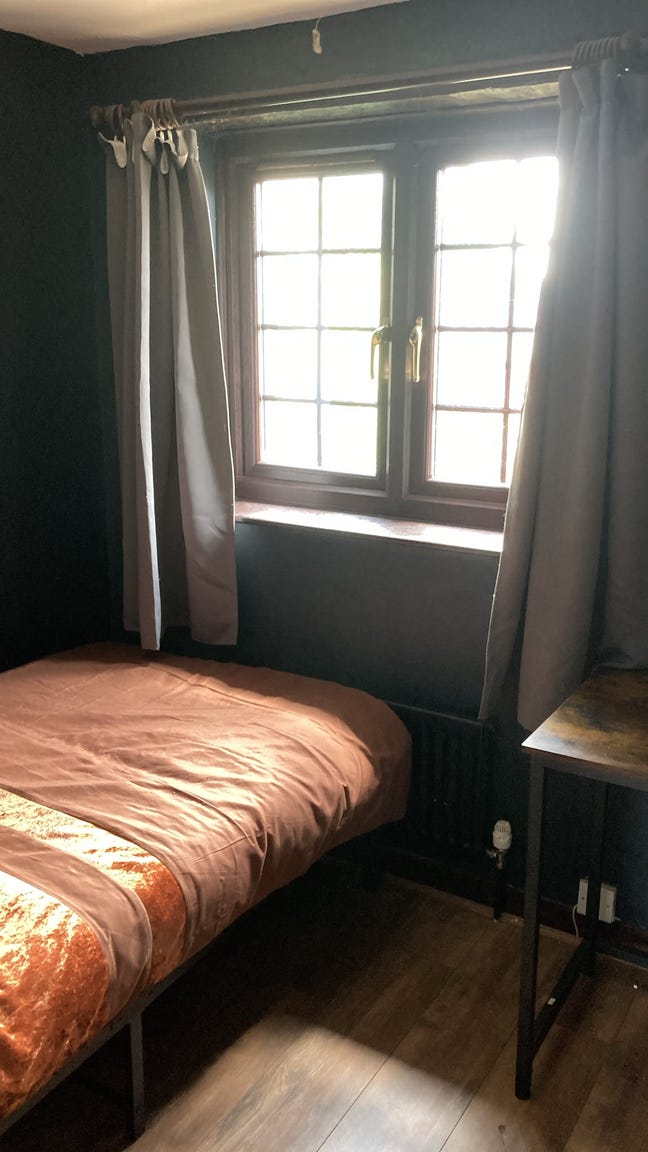 Peaceful Monday-to-Friday Room Near Hanslope Park Main Photo