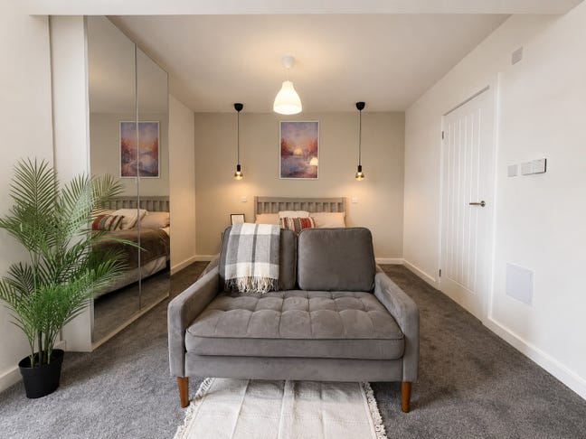 🧡 Brand New En-Suite Rooms | &pound;200 Move-In Voucher Main Photo