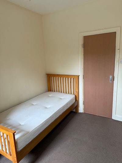 1 bedroom Main Photo