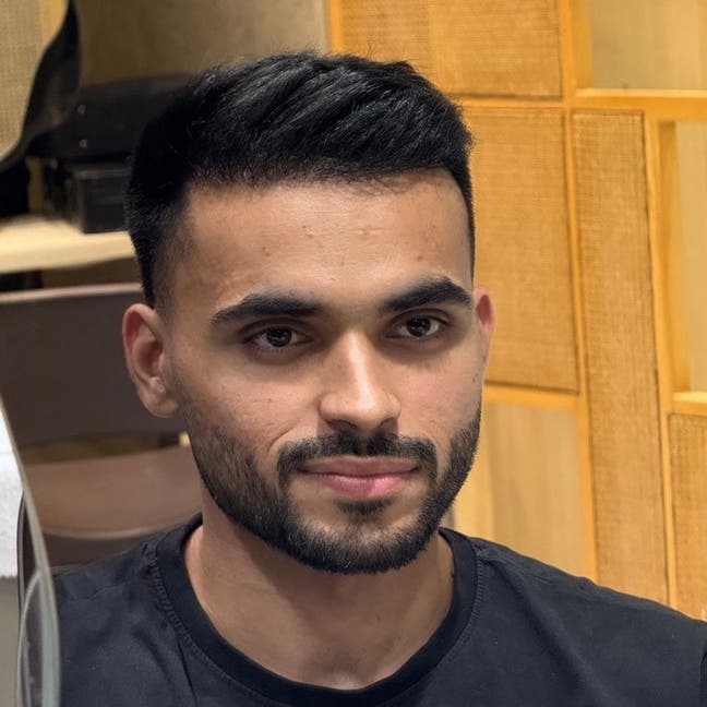 Professional Male seeks a double room Main Photo