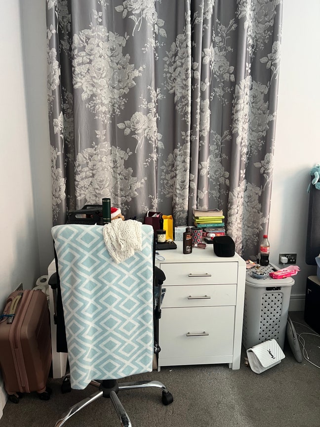 Spacious en-suite room  Main Photo