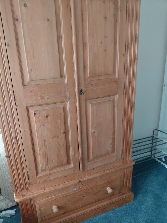 Double room, shared bathroom  Main Photo