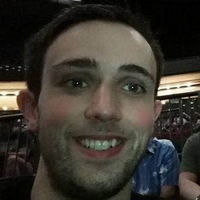 Professional Male seeks a single or double room Main Photo