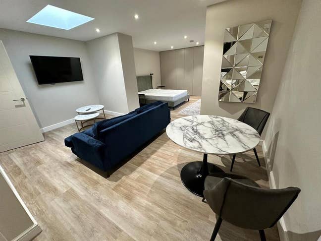Luxury City Centre Flat inc. Elec, Water  Main Photo