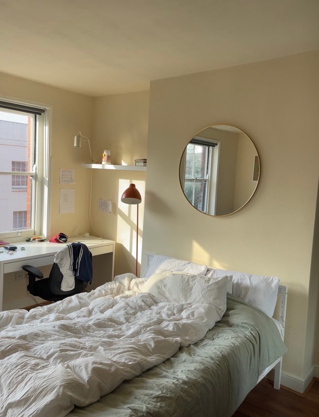 Free Room in Social Flatshare in East London Main Photo