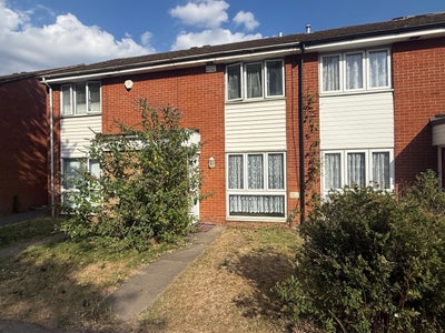 3 Bedroom house Langley Main Photo