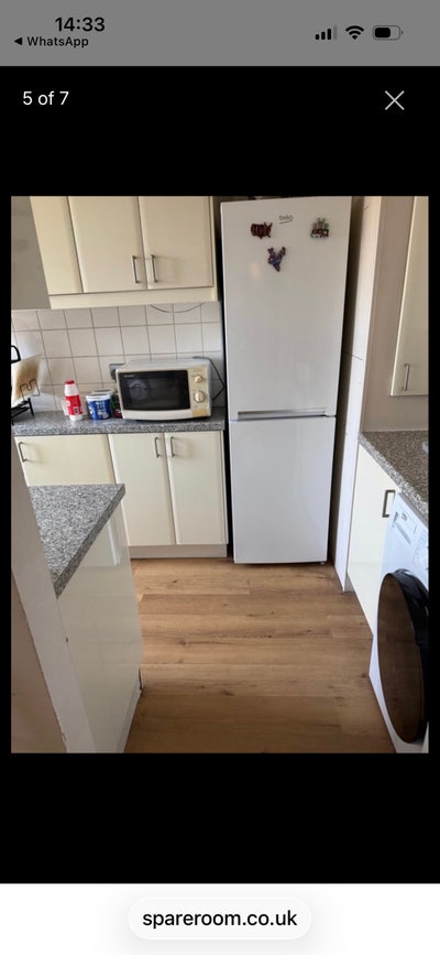 Double bedroom for Sublet 1 month  Main Photo