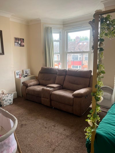 Large double room Main Photo