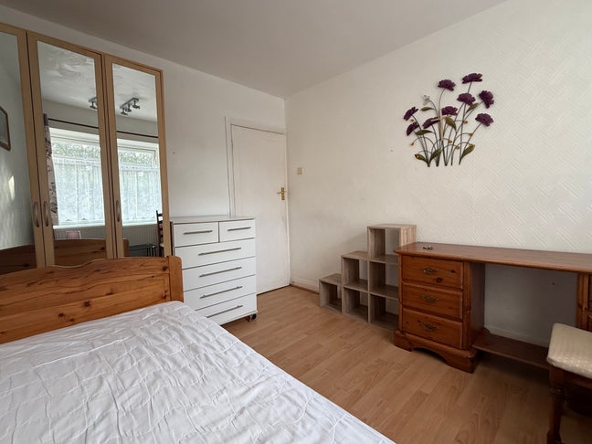 Single room in Hanwell  Main Photo
