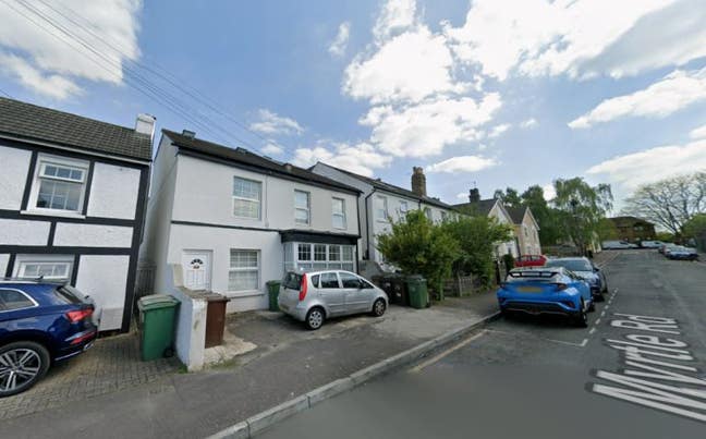 DSS-Studio Flat Available in Carshalton Sutton SM1 Main Photo