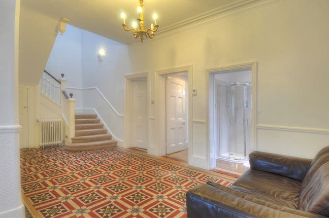 Stunning Period house -  so much space. Couples ✅ Main Photo