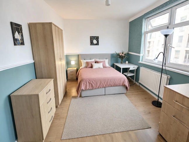Fantastic Double Room available in Canary Wharf Main Photo