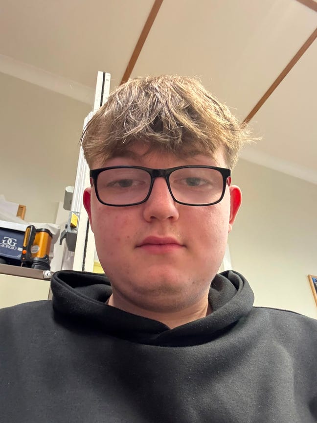 Hi! I'm currently looking for a house or room... Main Photo