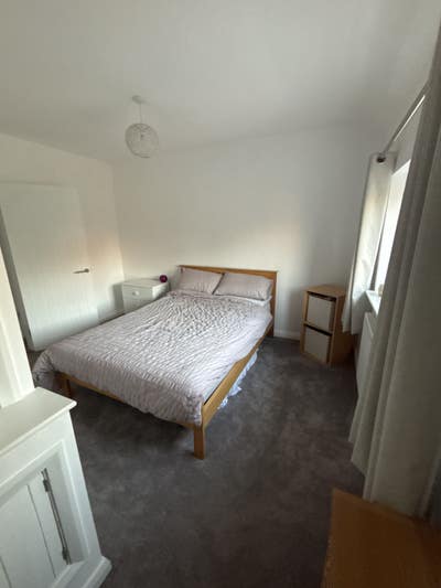 Large Double Room  Main Photo