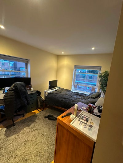 Spacious double room in Mile End Main Photo