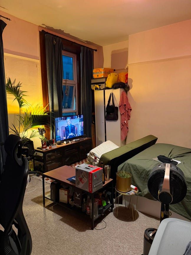 Room available in Camden Houseshare 🏠 Main Photo