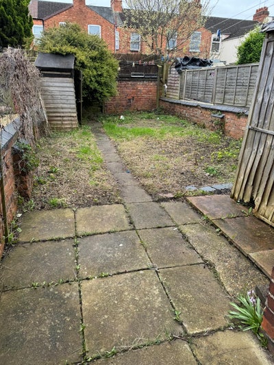 Two bedroom house Main Photo