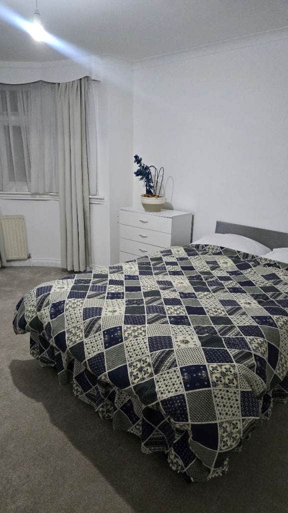 🏡 Spacious Double Room Available - Pasteur Garden Main Photo