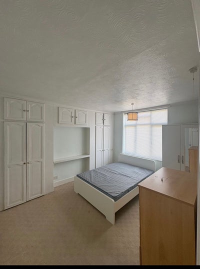 Double room available  Main Photo