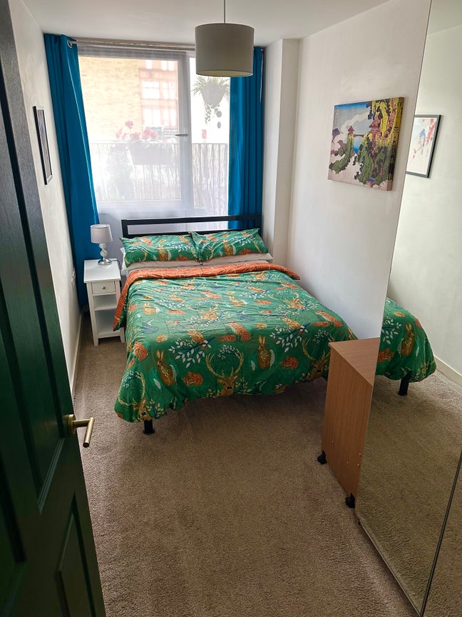 Double Bedroom in Gay Male Flat Share Main Photo