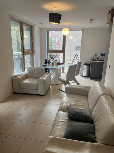 Nice ensuite room  for rent in Canary Wharf Main Photo