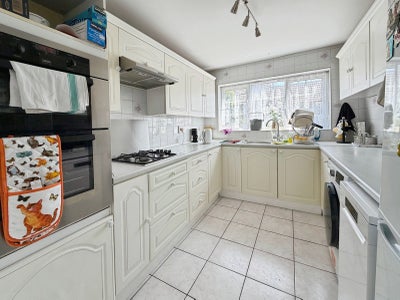Double room to rent Main Photo
