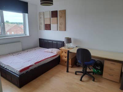 1 Double Room in 4 Bedroom Flat in Hebburn NE31  Main Photo