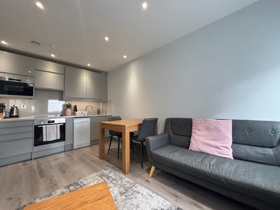 Adorable one bedroom flat  Main Photo