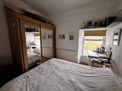 Double Room Available in Friendly Two-Bed House Main Photo