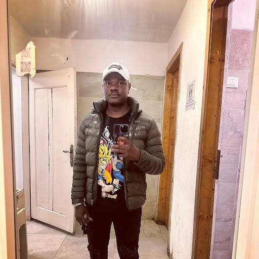 Hi! I’m a 29-year-old male looking for a qu... Main Photo