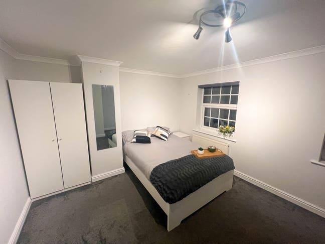 Large Double En-Suite Room – Sand Street, Soham, C Main Photo