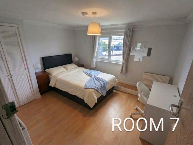 Woodville Road, CF24 4Dw - Double Room & All Bills Main Photo