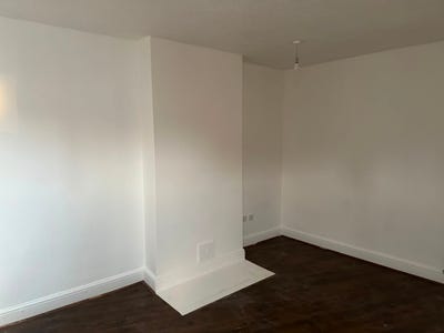 2BD Cardiff Base | 1 Double, 1 Single | Singleton Main Photo