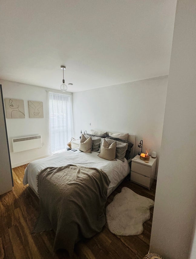 Furnished ensuite room, Leeds (10m walk to centre) Main Photo