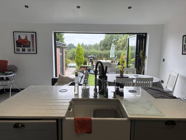 Short term lodger let available immediately  Main Photo