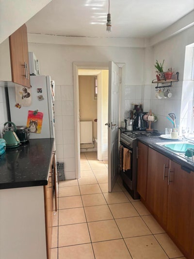 Short-Term Sublet in W12  Main Photo