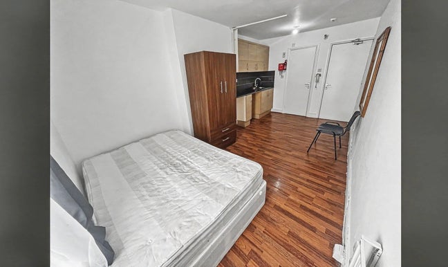 Modern Self Contained Studio Flat – &pound;1,300 PCM Main Photo