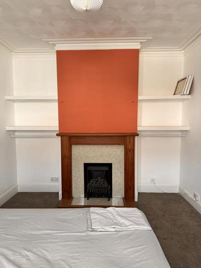 Spacious Newly Refurbished Room to Rent Main Photo