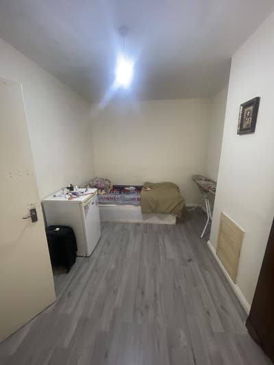 Room for rent Main Photo