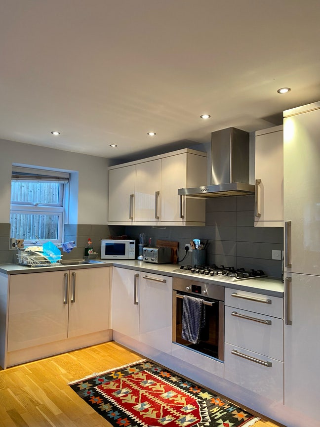 1 bedroom 1 bathroom flat Main Photo