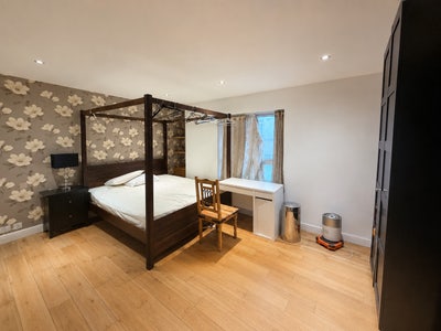 Lovely ensuit with A/C for rent Main Photo