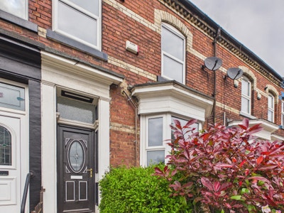 Furnished Double Rooms Available Main Photo