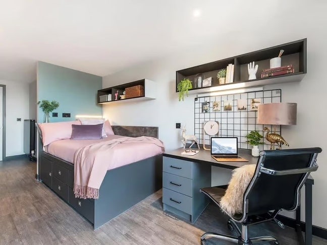 Private Club Studio @ Zenith Cardiff - &pound;115.50 P/W Main Photo