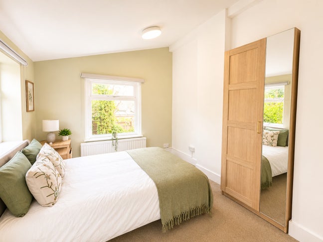 1 great double room in MILE END Main Photo