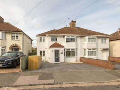 Ensuite Rooms Available 🏡 Bartholomew Road Main Photo