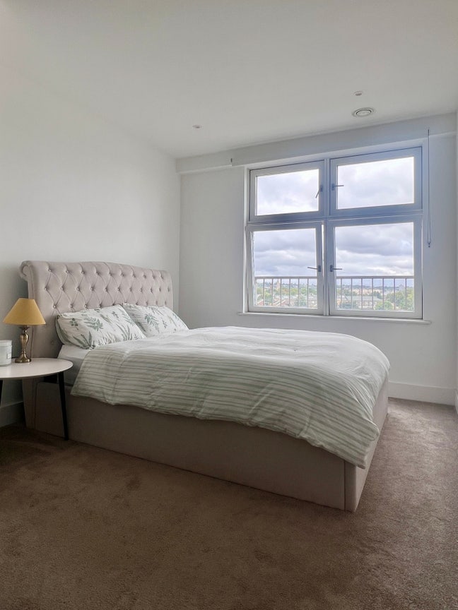 Ensuite Room in Caledonian Rd (all bills incl.) Main Photo