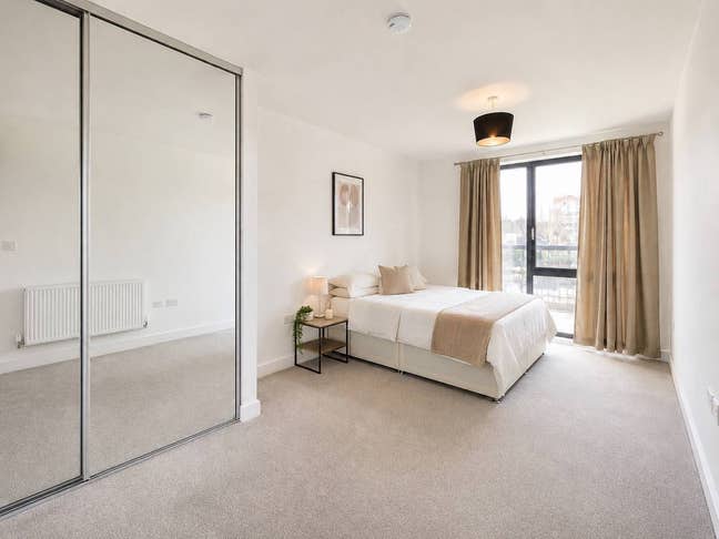 🏡 Double Room | Gym Access | 9 Min to Langdon Par Main Photo