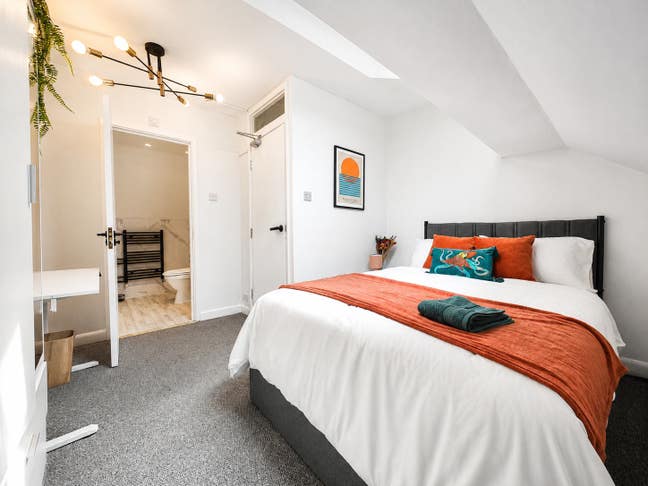 Rooms from &pound;485 | Bills Included | New Refurb Main Photo