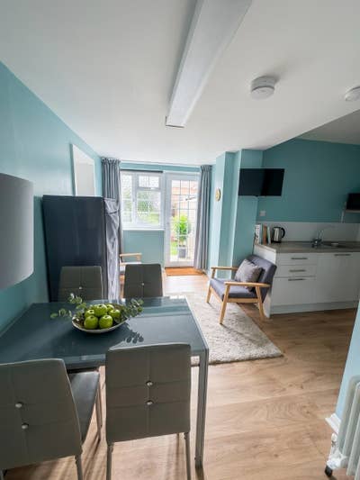 Double bedroom to rent in a annex in West Parley Main Photo